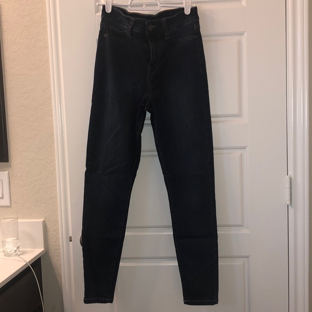 Dark classic skinny jeans